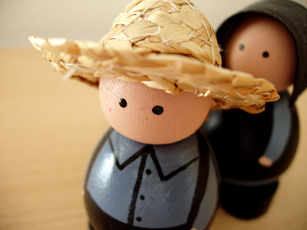 Wooden_Dolls_1024x768.jpg