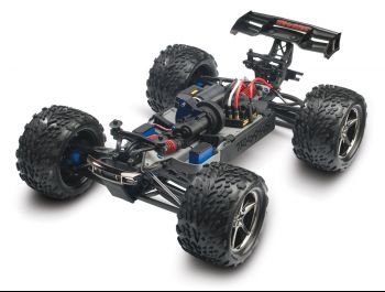 5608-3qtr-chassis.jpg